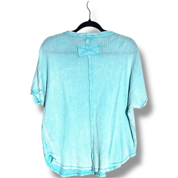 Zenana Women's Small/Medium Aqua Blue Knit Short Sleeve Distressed Crewneck Top - Picture 16 of 16